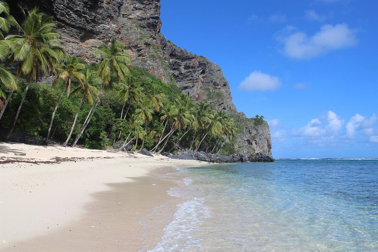 Playa Frontón · 5.3 km